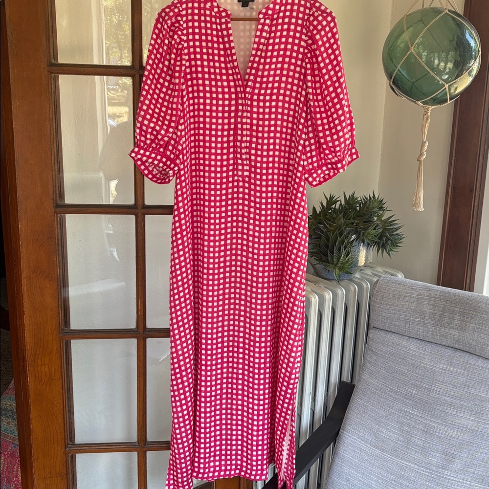 Ann Taylor Pink and White Maxi Dress